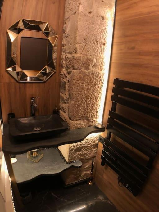 Le Tulum, T2, Hyper-centre, Place Aux Herbes Appartement