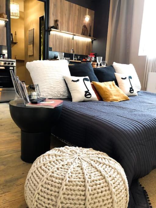 Le Tulum, T2, Hyper-centre, Place Aux Herbes Apartment